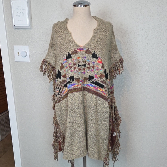 Elan Sweaters - Elan Multicolor Poncho